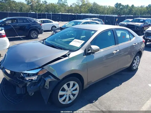 2T1BURHE6GC639775 2016 TOYOTA COROLLA - Image 2