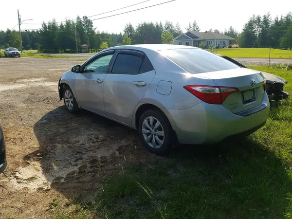 2T1BURHE6GC641557 2016 TOYOTA COROLLA - Image 2