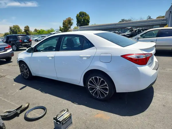 2T1BURHE6GC687843 2016 TOYOTA COROLLA - Image 2