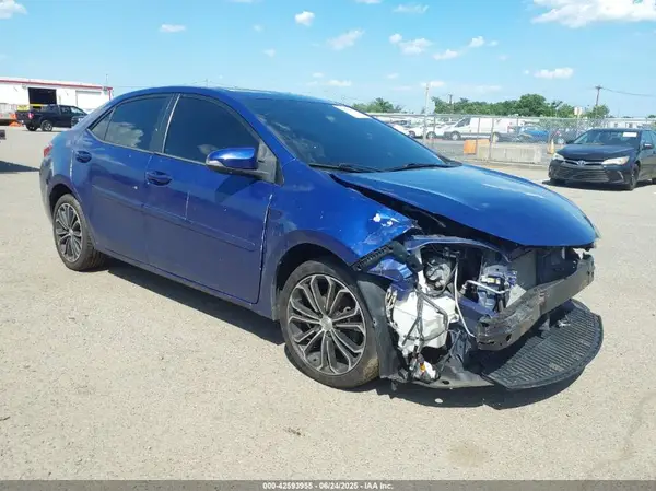 2T1BURHE6GC715561 2016 TOYOTA COROLLA - Image 1