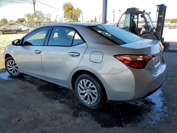 2T1BURHE6HC749632 2017 TOYOTA COROLLA - Image 2