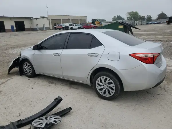 2T1BURHE6HC750053 2017 TOYOTA COROLLA - Image 2