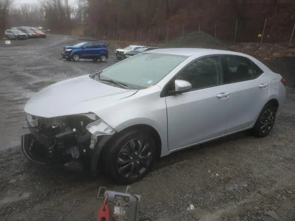 2T1BURHE6HC758816 2017 TOYOTA COROLLA - Image 1