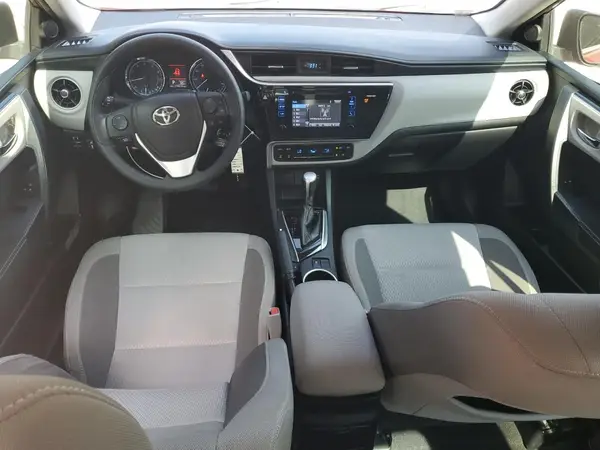 2T1BURHE6HC759965 2017 TOYOTA COROLLA - Image 8