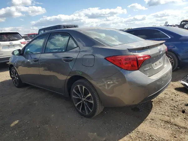 2T1BURHE6HC769735 2017 TOYOTA COROLLA - Image 2