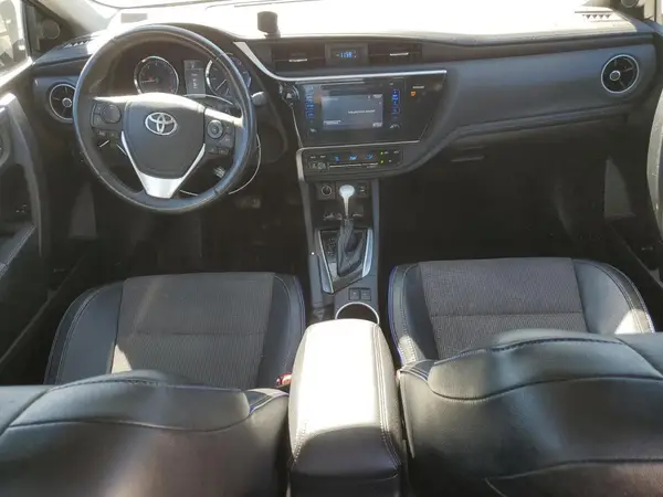 2T1BURHE6HC772232 2017 TOYOTA COROLLA - Image 8