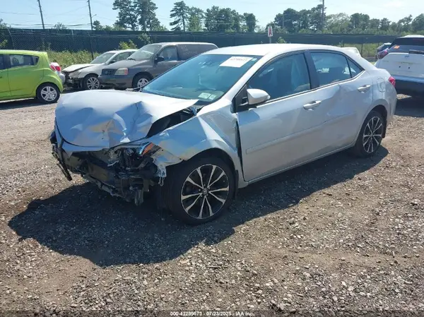 2T1BURHE6HC772344 2017 TOYOTA COROLLA - Image 2