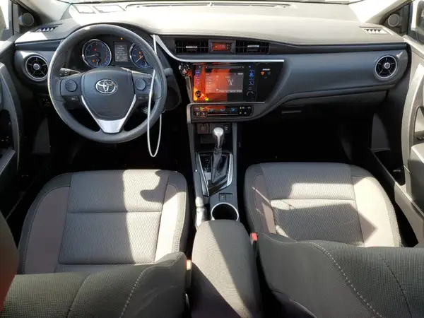 2T1BURHE6HC773588 2017 TOYOTA COROLLA - Image 8