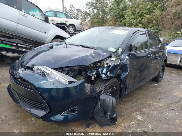 2T1BURHE6HC779388 2017 TOYOTA COROLLA - Image 2
