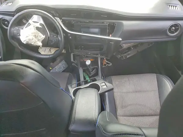 2T1BURHE6HC784168 2017 TOYOTA COROLLA - Image 8