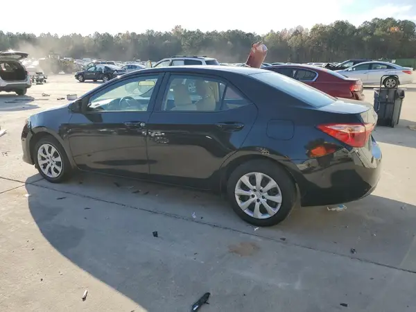 2T1BURHE6HC785563 2017 TOYOTA COROLLA - Image 2
