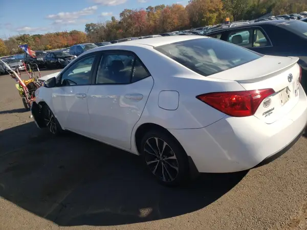2T1BURHE6HC787328 2017 TOYOTA COROLLA - Image 2