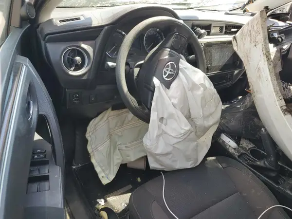 2T1BURHE6HC795672 2017 TOYOTA COROLLA - Image 8