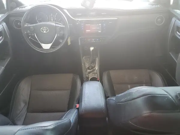 2T1BURHE6HC798572 2017 TOYOTA COROLLA - Image 8