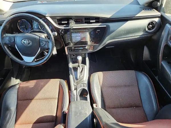 2T1BURHE6HC803253 2017 TOYOTA COROLLA - Image 8