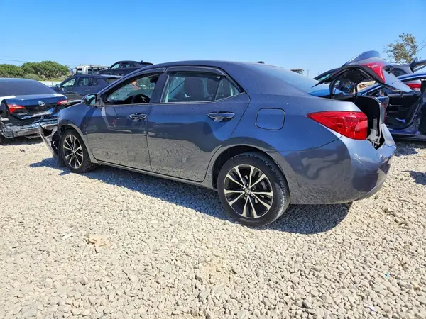2T1BURHE6HC807271 2017 TOYOTA COROLLA - Image 2