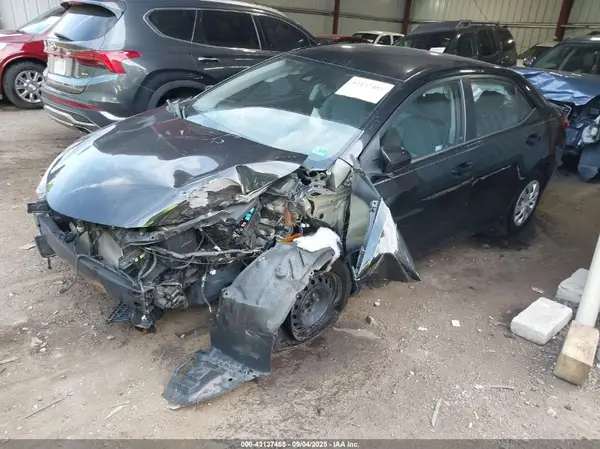 2T1BURHE6HC807481 2017 TOYOTA COROLLA - Image 2
