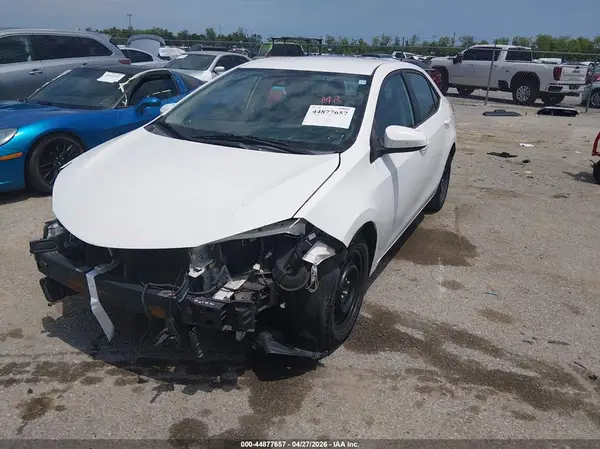 2T1BURHE6HC810445 2017 TOYOTA COROLLA - Image 2