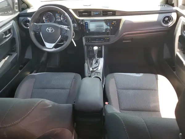 2T1BURHE6HC813006 2017 TOYOTA COROLLA - Image 8