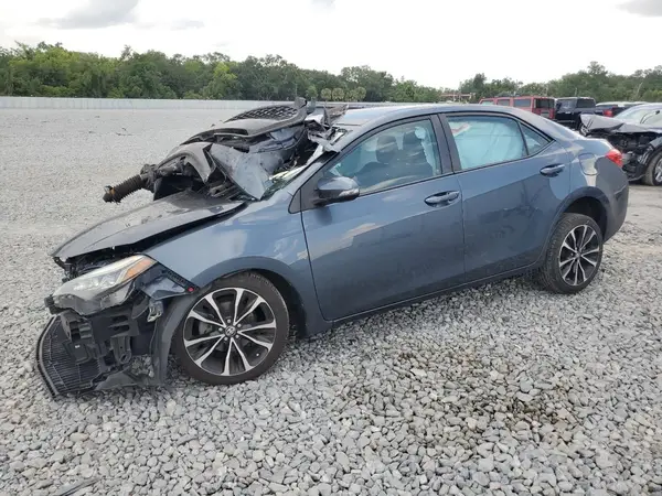2T1BURHE6HC813653 2017 TOYOTA COROLLA - Image 1