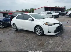 2T1BURHE6HC817671 2017 TOYOTA COROLLA