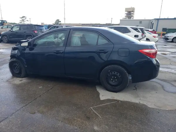 2T1BURHE6HC820604 2017 TOYOTA COROLLA - Image 2