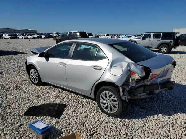 2T1BURHE6HC821557 2017 TOYOTA COROLLA - Image 2