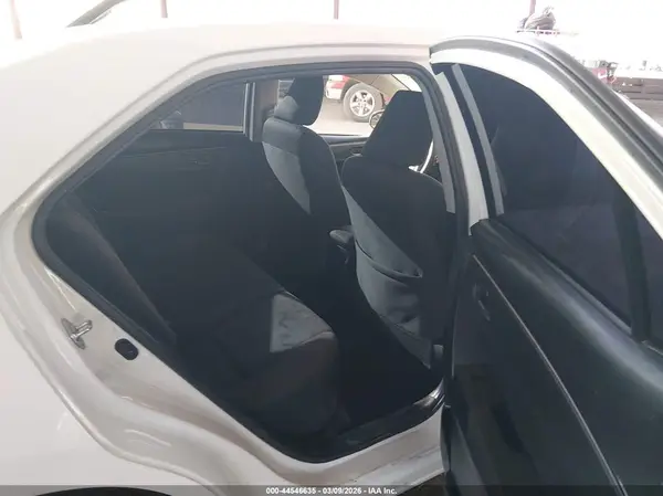 2T1BURHE6HC823227 2017 TOYOTA COROLLA - Image 8