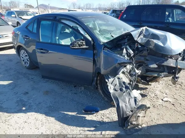 2T1BURHE6HC824314 2017 TOYOTA COROLLA - Image 1