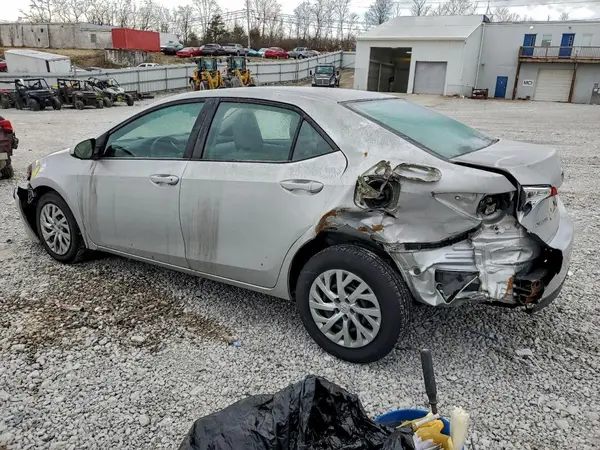 2T1BURHE6HC825382 2017 TOYOTA COROLLA - Image 2