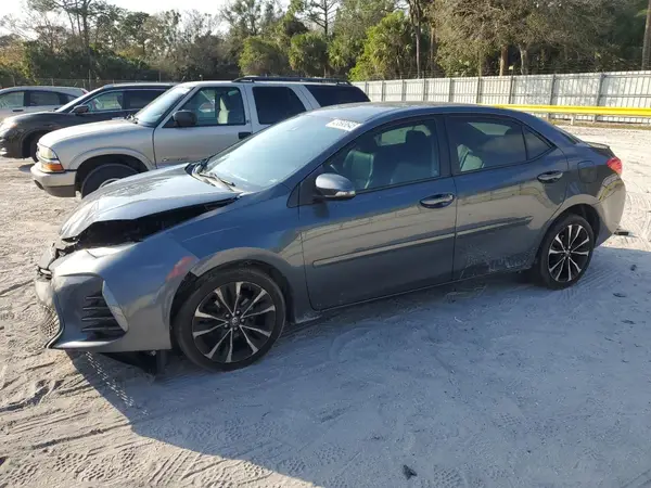 2T1BURHE6HC825852 2017 TOYOTA COROLLA - Image 1