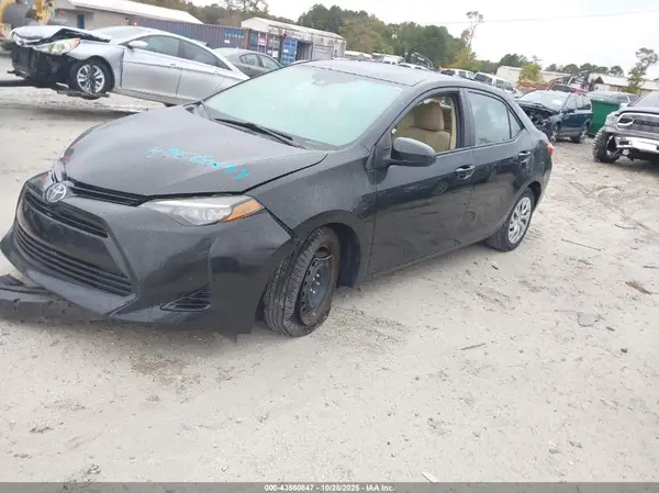 2T1BURHE6HC826984 2017 TOYOTA COROLLA - Image 2