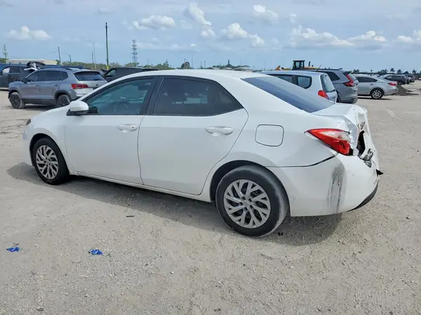 2T1BURHE6HC836415 2017 TOYOTA COROLLA - Image 2