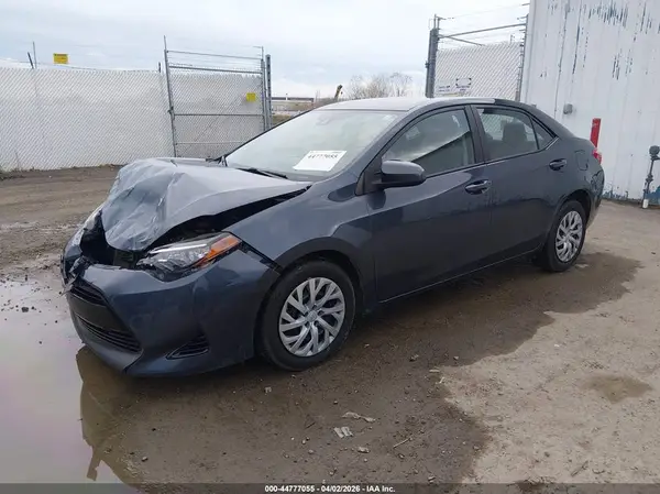 2T1BURHE6HC838214 2017 TOYOTA COROLLA - Image 2