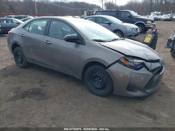 2T1BURHE6HC840321 2017 TOYOTA COROLLA - Image 1