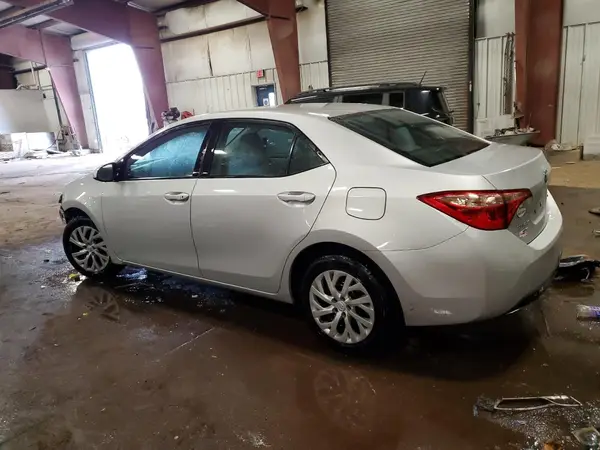 2T1BURHE6HC847138 2017 TOYOTA COROLLA - Image 2