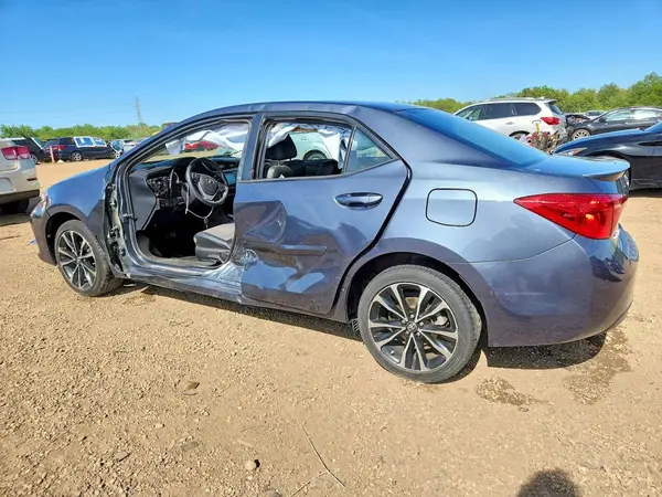 2T1BURHE6HC850332 2017 TOYOTA COROLLA - Image 2