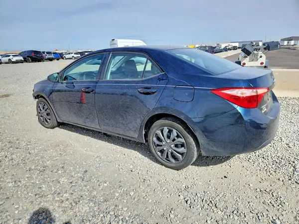 2T1BURHE6HC851657 2017 TOYOTA COROLLA - Image 2