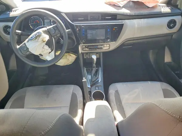 2T1BURHE6HC854011 2017 TOYOTA COROLLA - Image 8