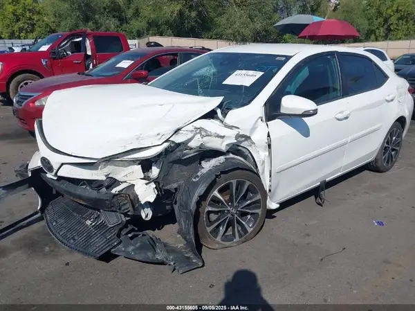 2T1BURHE6HC856051 2017 TOYOTA COROLLA - Image 2