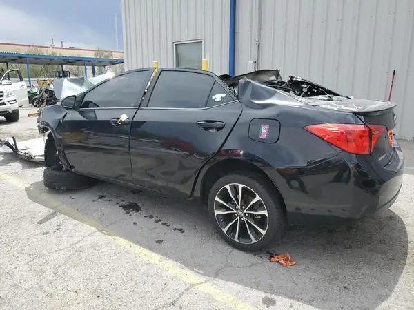 2T1BURHE6HC858768 2017 TOYOTA COROLLA - Image 2