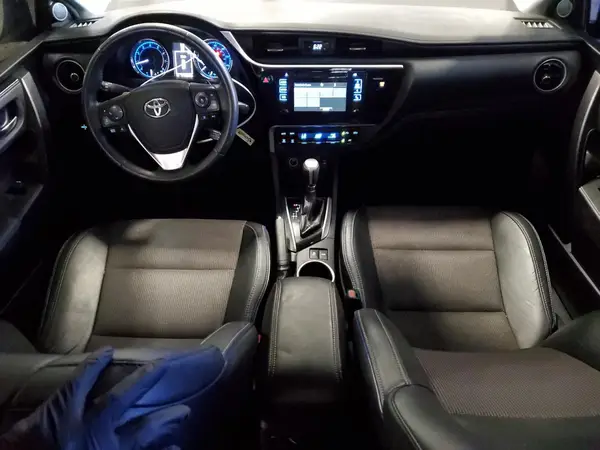 2T1BURHE6HC863887 2017 TOYOTA COROLLA - Image 8