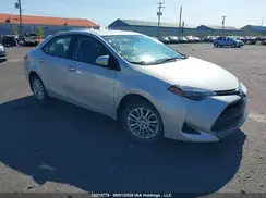 2T1BURHE6HC864876 2017 TOYOTA COROLLA