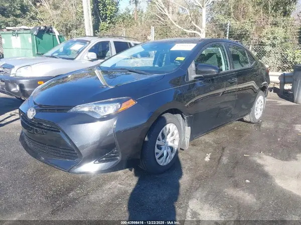 2T1BURHE6HC866014 2017 TOYOTA COROLLA - Image 2