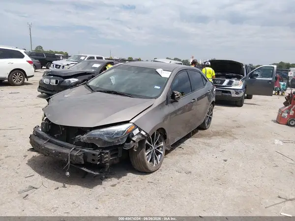 2T1BURHE6HC877949 2017 TOYOTA COROLLA - Image 2