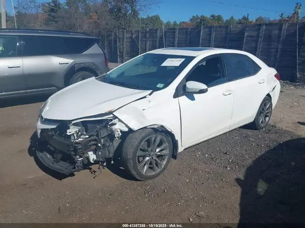 2T1BURHE6HC897540 2017 TOYOTA COROLLA - Image 2