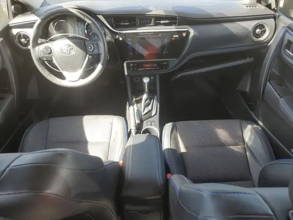 2T1BURHE6HC900033 2017 TOYOTA COROLLA - Image 8