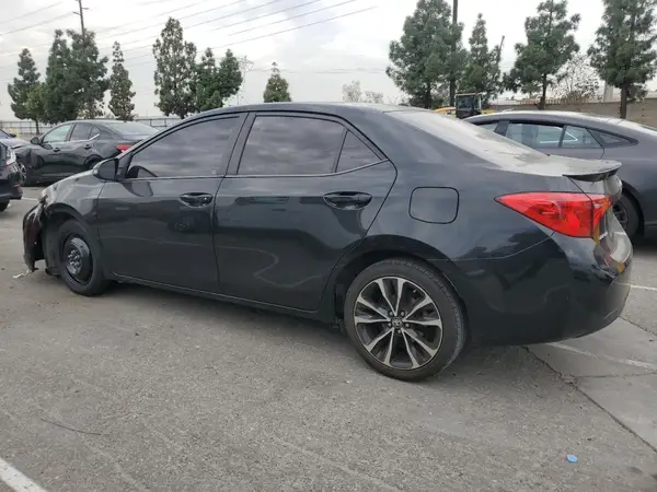 2T1BURHE6HC902476 2017 TOYOTA COROLLA - Image 2