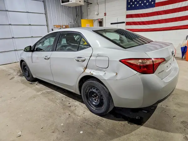 2T1BURHE6HC906737 2017 TOYOTA COROLLA - Image 2