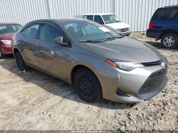 2T1BURHE6HC912960 2017 TOYOTA COROLLA - Image 1